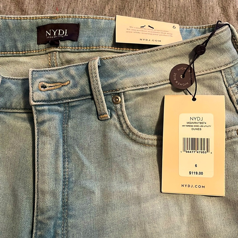 NYDJ WIDE LEG JEANS.